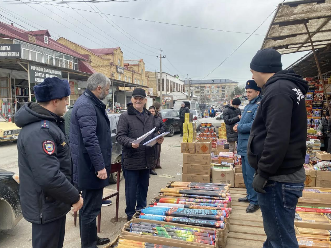 Профилактические рейдовые мероприятия в местах реализации пиротехнических изделий на территории городского округа «город Дербент»
