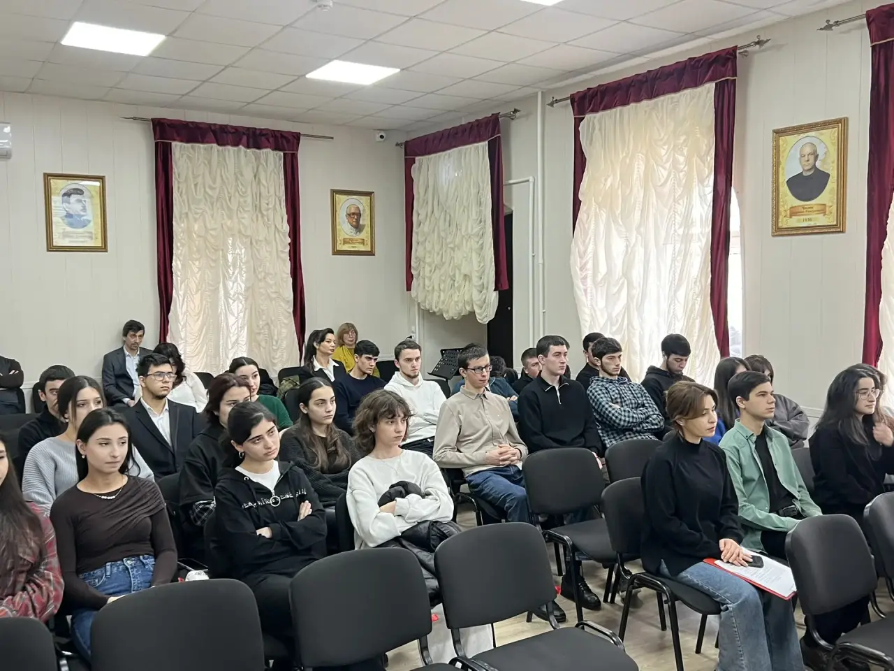  В музыкальной школе №2 города Дербента состоялась профилактическая встреча, посвящённая вопросам противодействия экстремизму и терроризму