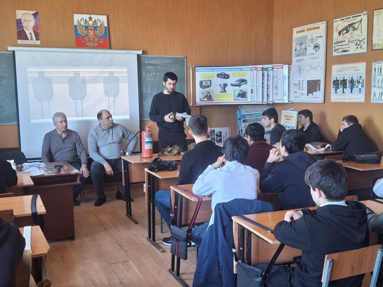 Открытый урок ко Всемирному дню гражданской обороны в ГБПОУ РД «Железнодорожный колледж» г. Дербент